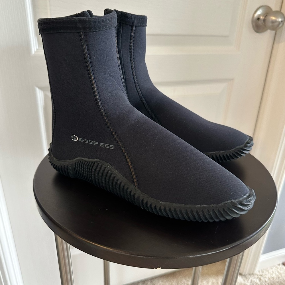 Boys scuba snorkel Deep See zip-up booties size 6 - Water Shoe